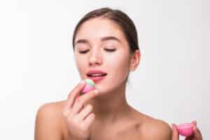 Hydrating your pink lips